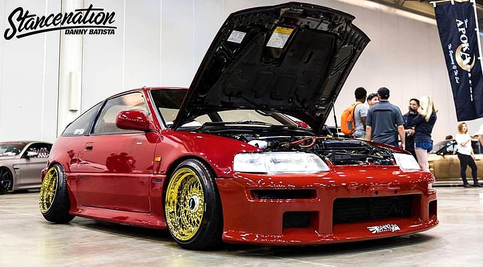 Stanceconcept Rising Sun All Gold/Honda CRX at Stance Nation